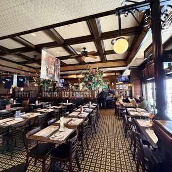 Vincent's Clam Bar - Seafood Near Me - Carle Place, New York Vincent's Clam Bar - Seafood Near Me - Carle Place, New York