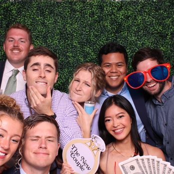 PicMe Photobooth - Tulsa Wedding - Photo Booth Rentals Near Me