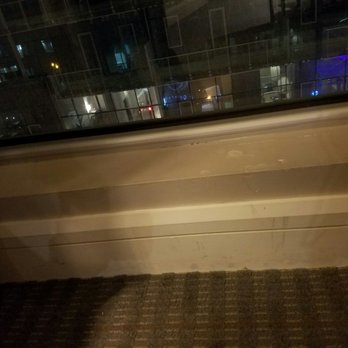 Warwick Le Crystal - Hotels Near Me - Montreal, Quebec