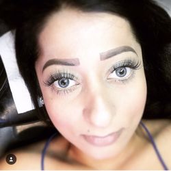 King LASH Studio - Classic Set of Lashes !!