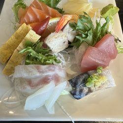 Sushi Yasu - Sashimi with a bowl of rice (came with miso soup too)