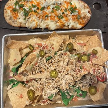 Big Storm Brewery- Clearwater - Buffalo chicken flatbread and chicken nachos - Breweries Near Me - Clearwater, Florida Big Storm Brewery- Clearwater - Buffalo chicken flatbread and chicken nachos - Breweries Near Me - Clearwater, Florida