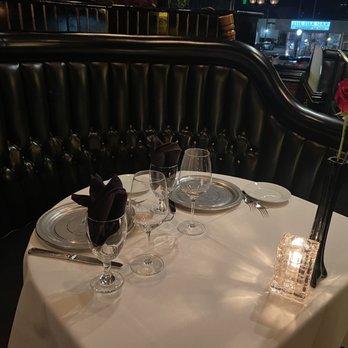 21 Oceanfront - Table - New American Near Me - Newport Beach, California