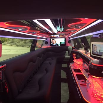 Accent Transportation Services - 2015 Escalade Limousine Interior - Limos Near Me - Phoenix, Arizona Accent Transportation Services - 2015 Escalade Limousine Interior - Limos Near Me - Phoenix, Arizona