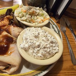Combination dinner with brisket and turkey Combination dinner with brisket and turkey