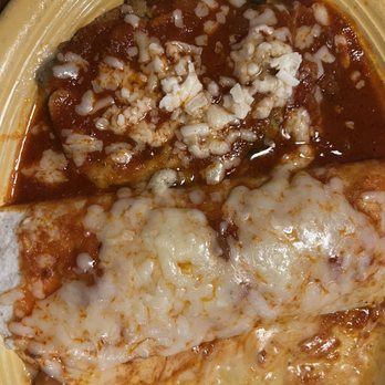 Mariachi's Mexican Grill - Beef and bean Burrito - Mexican Near Me - Gulf Breeze, Florida