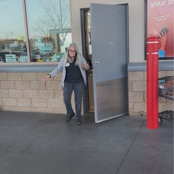 Vons - Vons gas station - Grocery Near Me - Mira Loma, California Vons - Vons gas station - Grocery Near Me - Mira Loma, California