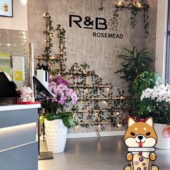 R&B Tea - The interior wall - Bubble Tea Near Me - Rosemead, California R&B Tea - The interior wall - Bubble Tea Near Me - Rosemead, California