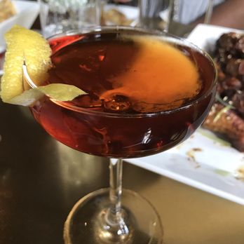 Bourbon N' Bubbles - Vieux Carre - Bars Near Me - Charleston, South Carolina