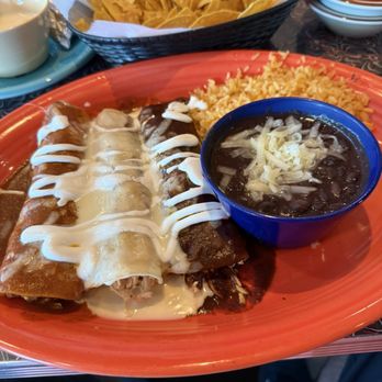 El Rodeo - 3 Salsas Enchiladas - Mexican Near Me - Scarborough, Maine