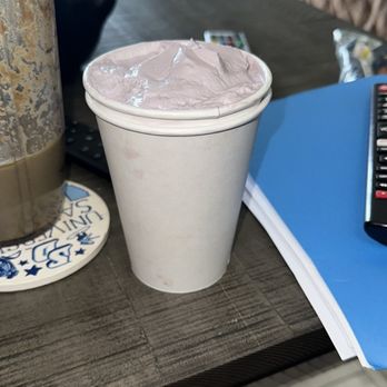 Café Crêpe Mammoth - Latte with lavender whip cream - Cafes Near Me - Mammoth Lakes, California Café Crêpe Mammoth - Latte with lavender whip cream - Cafes Near Me - Mammoth Lakes, California