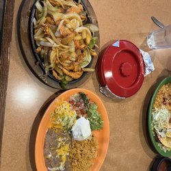 Inca Mexican Restaurant - Lunch special Chicken Fajita
