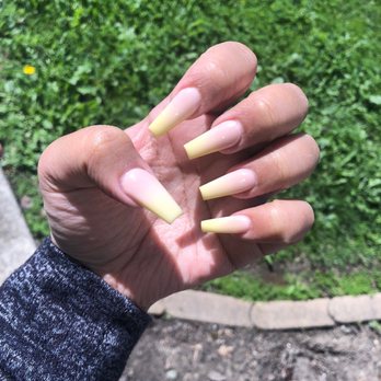 Signature Nail Spa - Yellow ombré ballerina nails. ! DONE BY TONY ! - Waxing Near Me - Vallejo, California