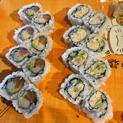 Kumo Sushi - Eel & Spicy Salmon Sushi. Ugh