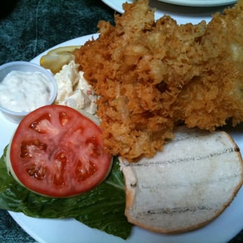 Da Kitchen Maui - Huge Mahi Mahi sandwich. - Hawaiian Near Me - Kihei, Hawaii