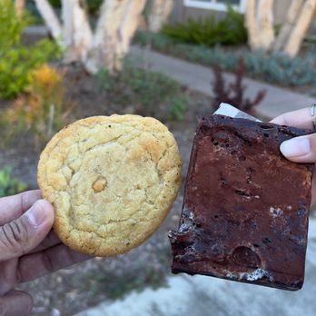 Fat + Flour - lemon lavender cookie $4 pecan marshmallow brownie gluten free $5 - Bakeries Near Me - Los Angeles, California Fat + Flour - lemon lavender cookie $4 pecan marshmallow brownie gluten free $5 - Bakeries Near Me - Los Angeles, California