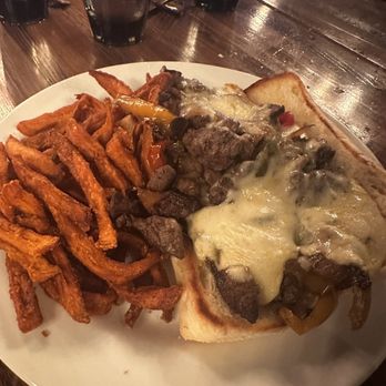Beelow's Steakhouse - Italian beef - Steakhouses Near Me - Lake Zurich, Illinois