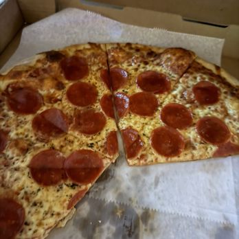 Pie On Main - Pizza Near Me - Sarasota, Florida