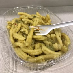 "Zucchini" pasta. Absolutely disgusting. "Zucchini" pasta. Absolutely disgusting.