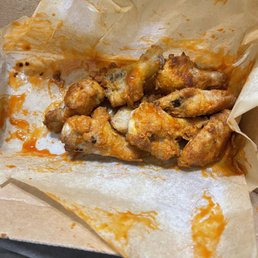Soggy wings. Little skimpy with the sauce, as well. Soggy wings. Little skimpy with the sauce, as well.