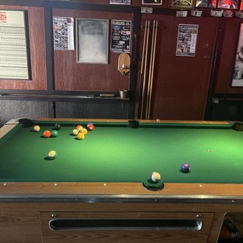 The Hub - Pool table with "extremely expensive" felt - Cocktail Bars Near Me - Ojai, California The Hub - Pool table with "extremely expensive" felt - Cocktail Bars Near Me - Ojai, California