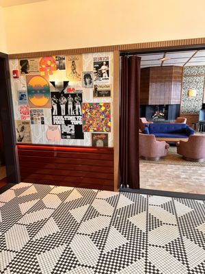 Percy Restaurant & Bar by null