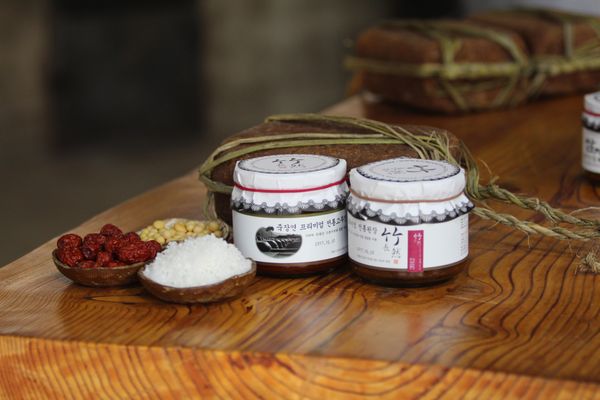 Kim'C Market by null