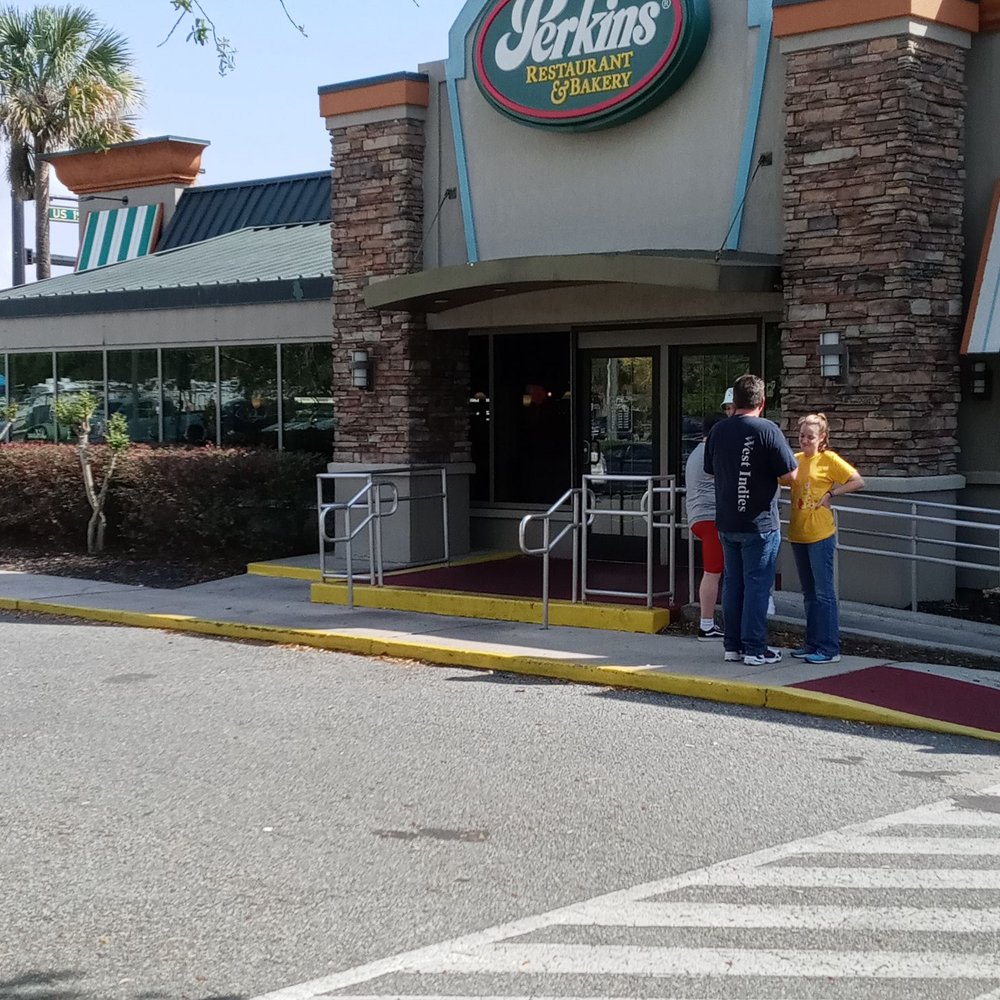 Perkins Restaurant & Bakery