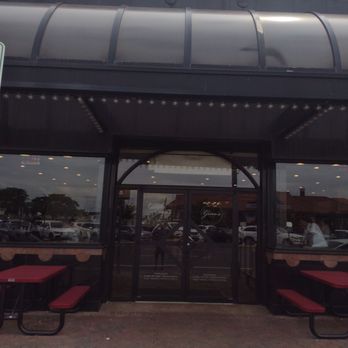 Gino's Long Beach - Italian Near Me - Long Beach, New York