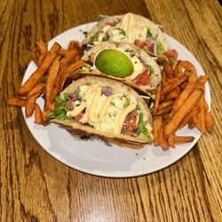 Strikers Steakhouse - Mahi Mahi tacos