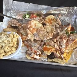Roadside 'Que