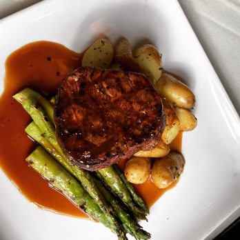 J. Corks - Filet Mignon, fingerling potatoes and grilled asparagus - New American Near Me - Greensburg, Pennsylvania J. Corks - Filet Mignon, fingerling potatoes and grilled asparagus - New American Near Me - Greensburg, Pennsylvania