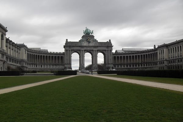 Parc du Cinquantenaire by null