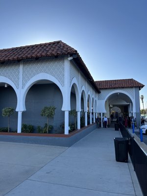 Medieval Times Dinner & Tournament by null