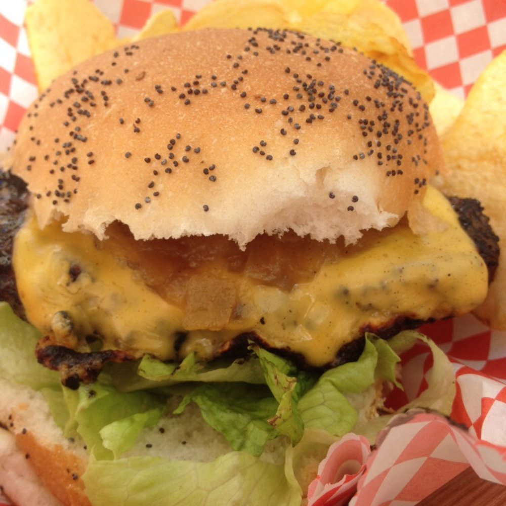 Sunset - Basic burger only 4.50€ - Burgers Near Me - Gavà, B Sunset - Basic burger only 4.50€ - Burgers Near Me - Gavà, B