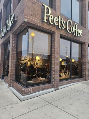 Peet's Coffee by null