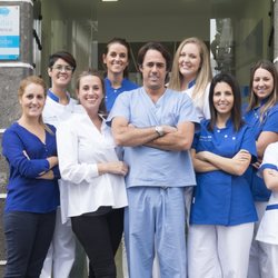 Centro Dental Caballero de Rodas - Equipo Clinica Dental Caballero de Rodas