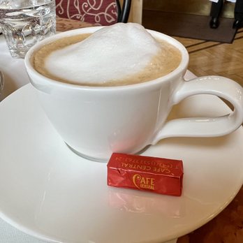 Café Central - Cappuccino - Cafes Near Me - Vienna, 9 Café Central - Cappuccino - Cafes Near Me - Vienna, 9