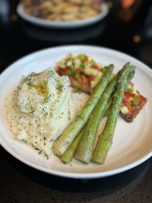 Eliza Hot Metal Bistro by null