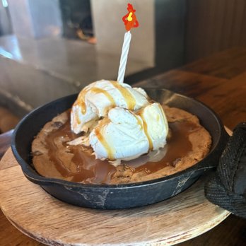 Whiskey 'N Rye Smokehouse - Soft cookie in skillet with vanilla ice cream and caramel - Barbeque Near Me - Solvang, California Whiskey 'N Rye Smokehouse - Soft cookie in skillet with vanilla ice cream and caramel - Barbeque Near Me - Solvang, California