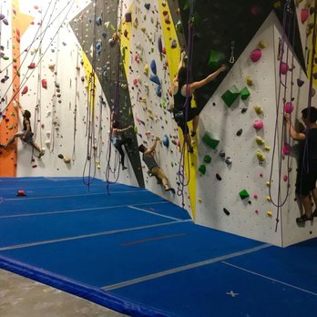 Movement LIC - Traversing on the walls ! - Rock Climbing Near Me - Long Island City, New York Movement LIC - Traversing on the walls ! - Rock Climbing Near Me - Long Island City, New York