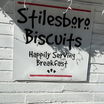 Stilesboro Biscuits - Parking sign - Breakfast & Brunch Near Me - Kennesaw, Georgia