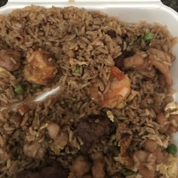 China Dragon - Where's Waldo...keep looking, yup, there they are!!! Two shrimp - Chinese Near Me - Kansas City, Missouri