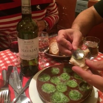 Chez Gladines - Escargot - Basque Near Me - Paris, 75 Chez Gladines - Escargot - Basque Near Me - Paris, 75