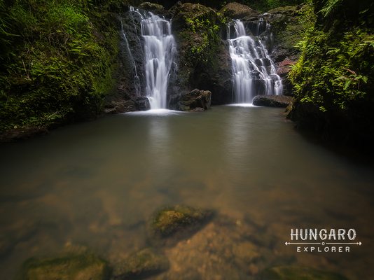 Hungaro Explorer by null