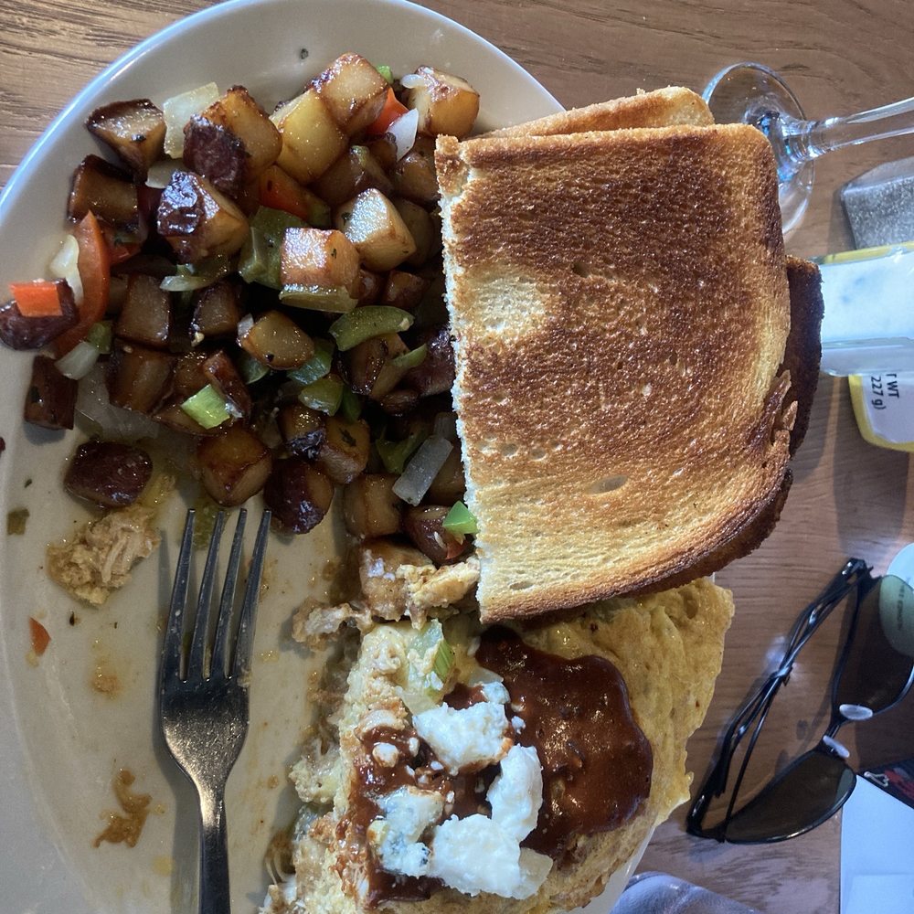 Anchor Bar - Niagara Falls - Chicken Wing Omelet - Chicken Wings Near Me - Niagara Falls, New York