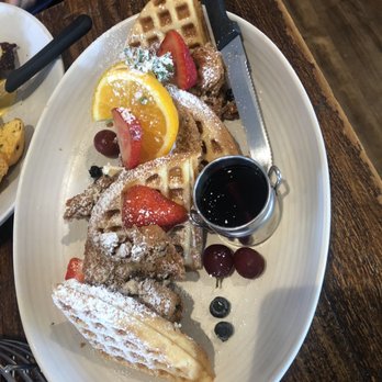 Kitchen Sunnyside - Chicken & Waffle - Breakfast & Brunch Near Me - Mill Valley, California