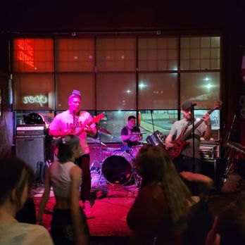 New Dodge Lounge - Woolly Detroit playing 2021/2022 NYE show - Music Venues Near Me - Hamtramck, Michigan