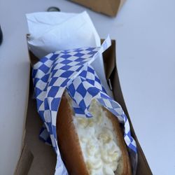 Good Dogs - Mac & cheese dog