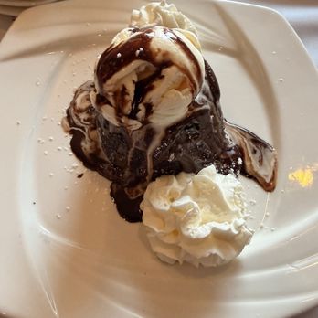 Luciano's - Lava cake - Italian Near Me - Totowa, New Jersey